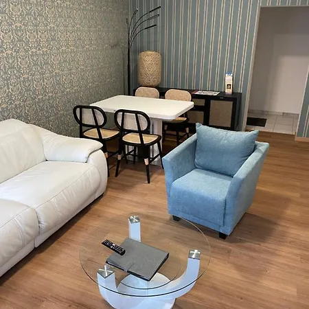 Mila アパート ロケト